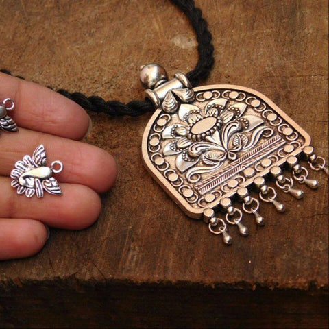 Blossemed Flower Dori Thread Pendant With Matching Earrings