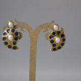 Traditional Manga Stone Earring