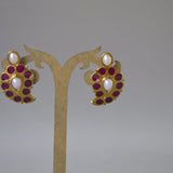 Traditional Manga Stone Earring