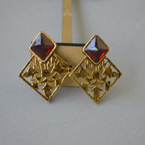 Simply Elegant Earring