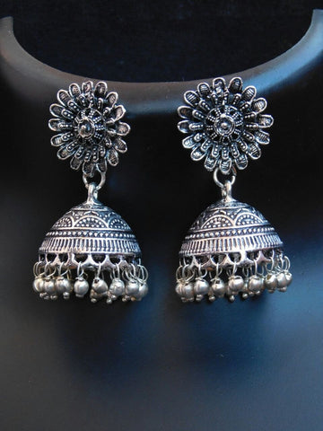 Chic and Stylish Jhumka
