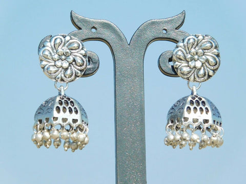 Flower Stud Hut Small Jhumka