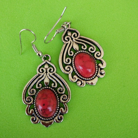 Trendy Oval Border Drop Earring