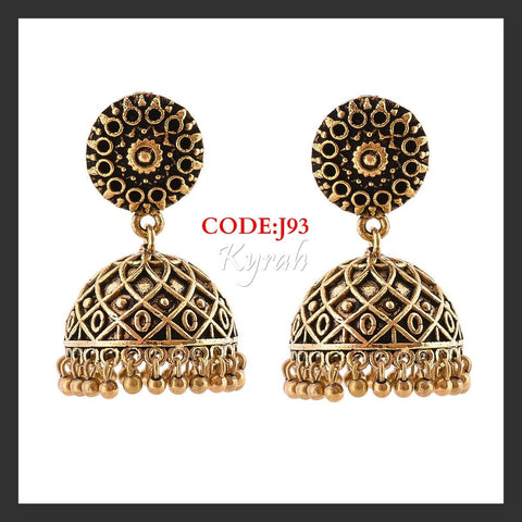 Pretty Golden Flower Jhumka