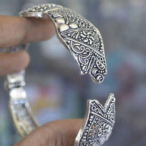 One Size Partywear Mehandi Design Bracelet
