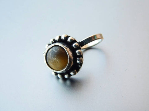 Brown Patterned Pressing Style Nose Pin