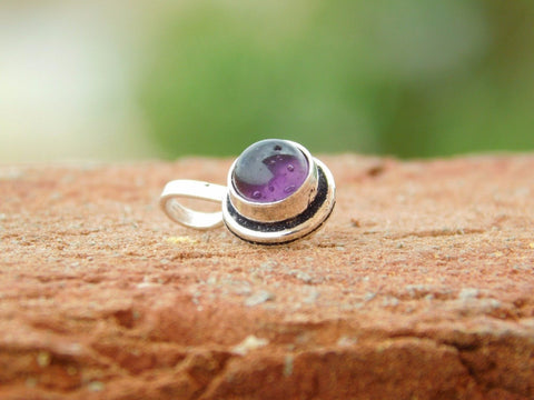 Plain Purple Pressing Style Nose Pin