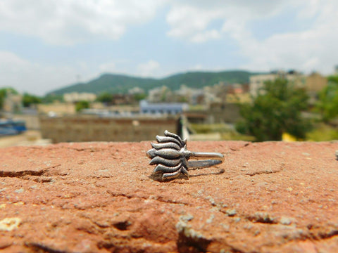 Plain Oxidised Silver Lotus Pressing Style Nose Pin