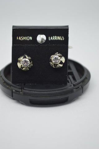 Small Stud S18