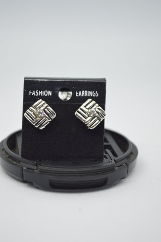 Small Stud S29