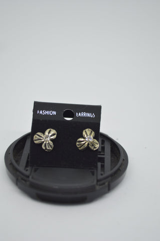 Small Stud S36