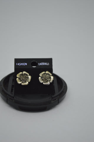 Small Stud S40